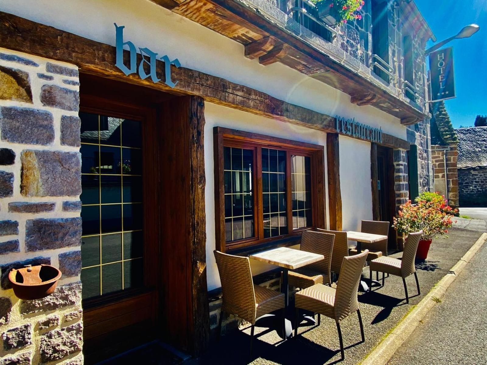 Hotel Restaurant Du Plomb Du Cantal Murat  Buitenkant foto