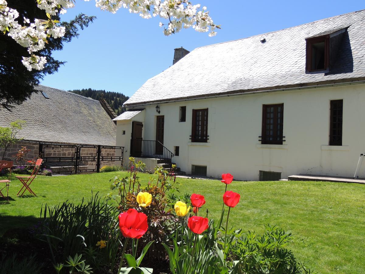 Hotel Restaurant Du Plomb Du Cantal Murat  Buitenkant foto